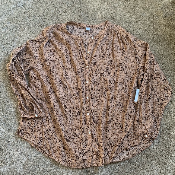 Oversized Printed Button-Front Blouse - Picture 2 of 4